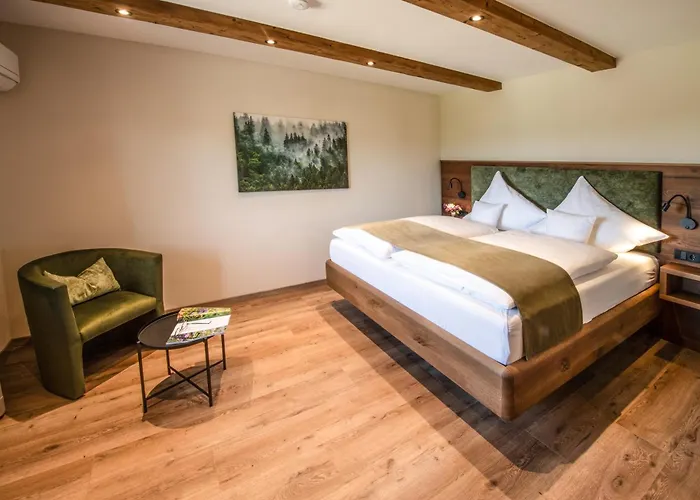 Waldzeit * Zachenberg